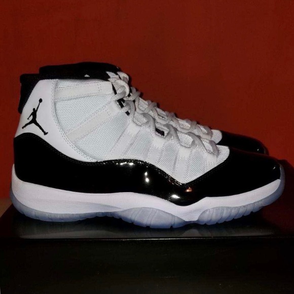 Air Jordan 11 Xl Concord 2018 DS - Picture 2 of 8